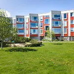 公寓 Luxury Seaside 3 Bedroom With Balcony *