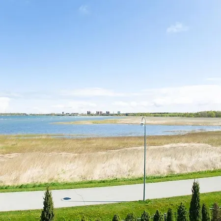公寓 Luxury Seaside 3 Bedroom With Balcony
