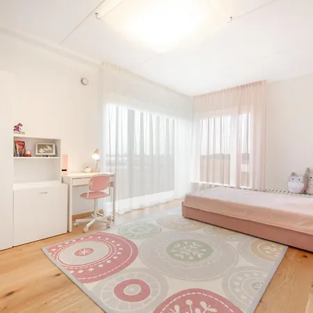 公寓 Luxury Seaside 3 Bedroom With Balcony 塔林